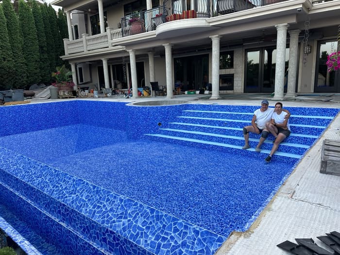 Winnipeg pool — finished, with the steps