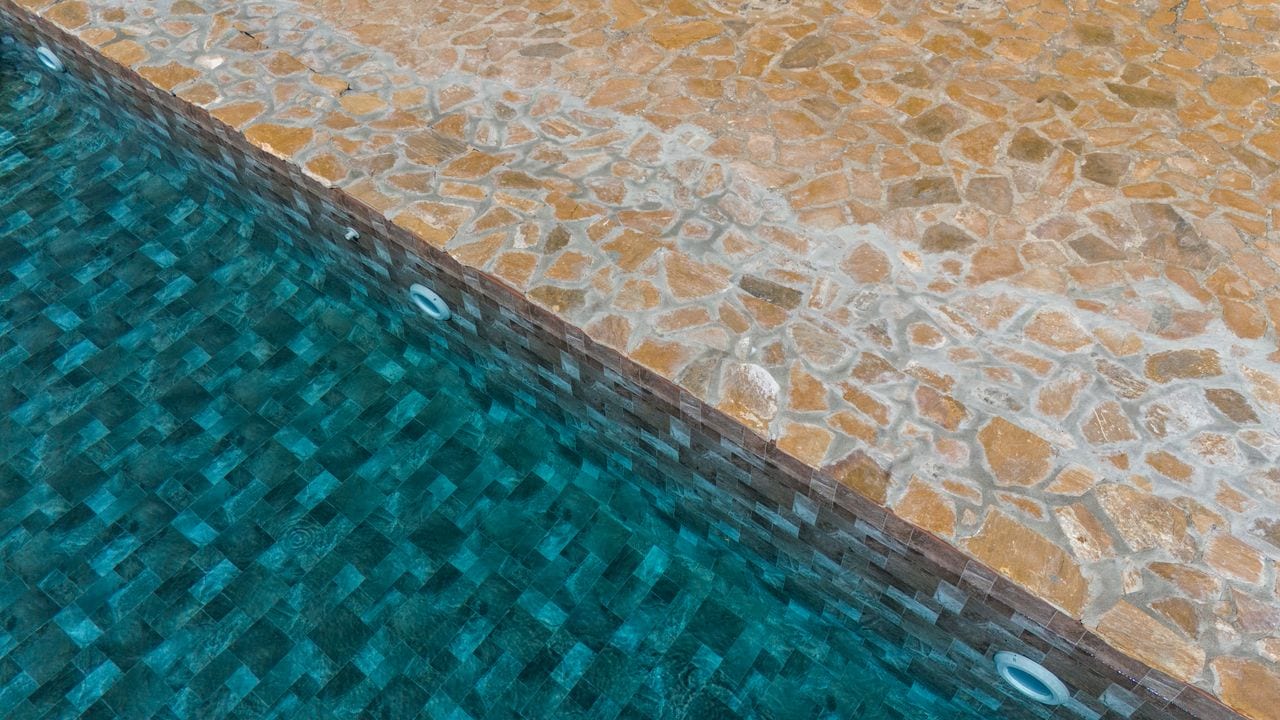 CGT Aquasense Signature Golden Basalt