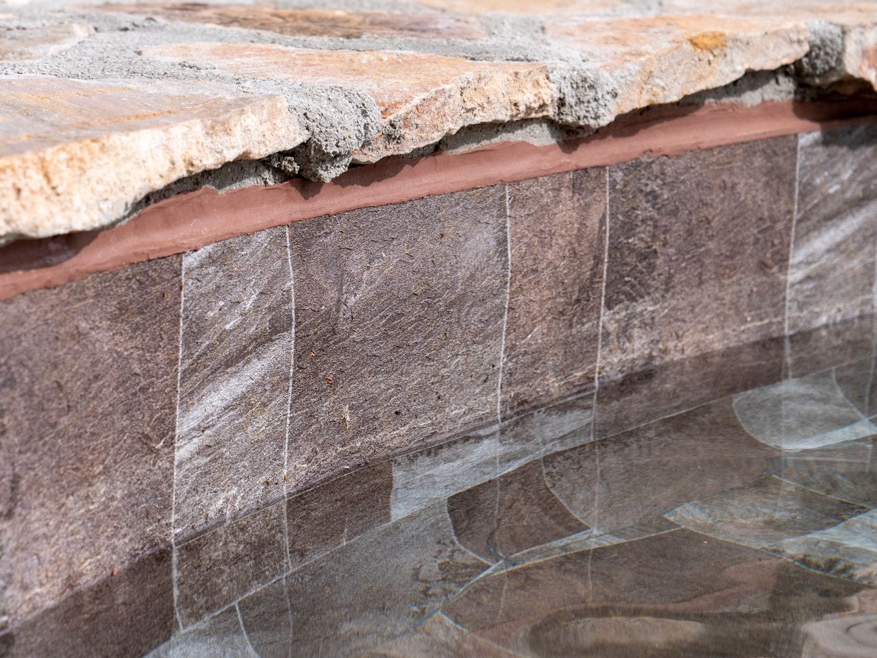 CGT Aquasense Signature Golden Basalt