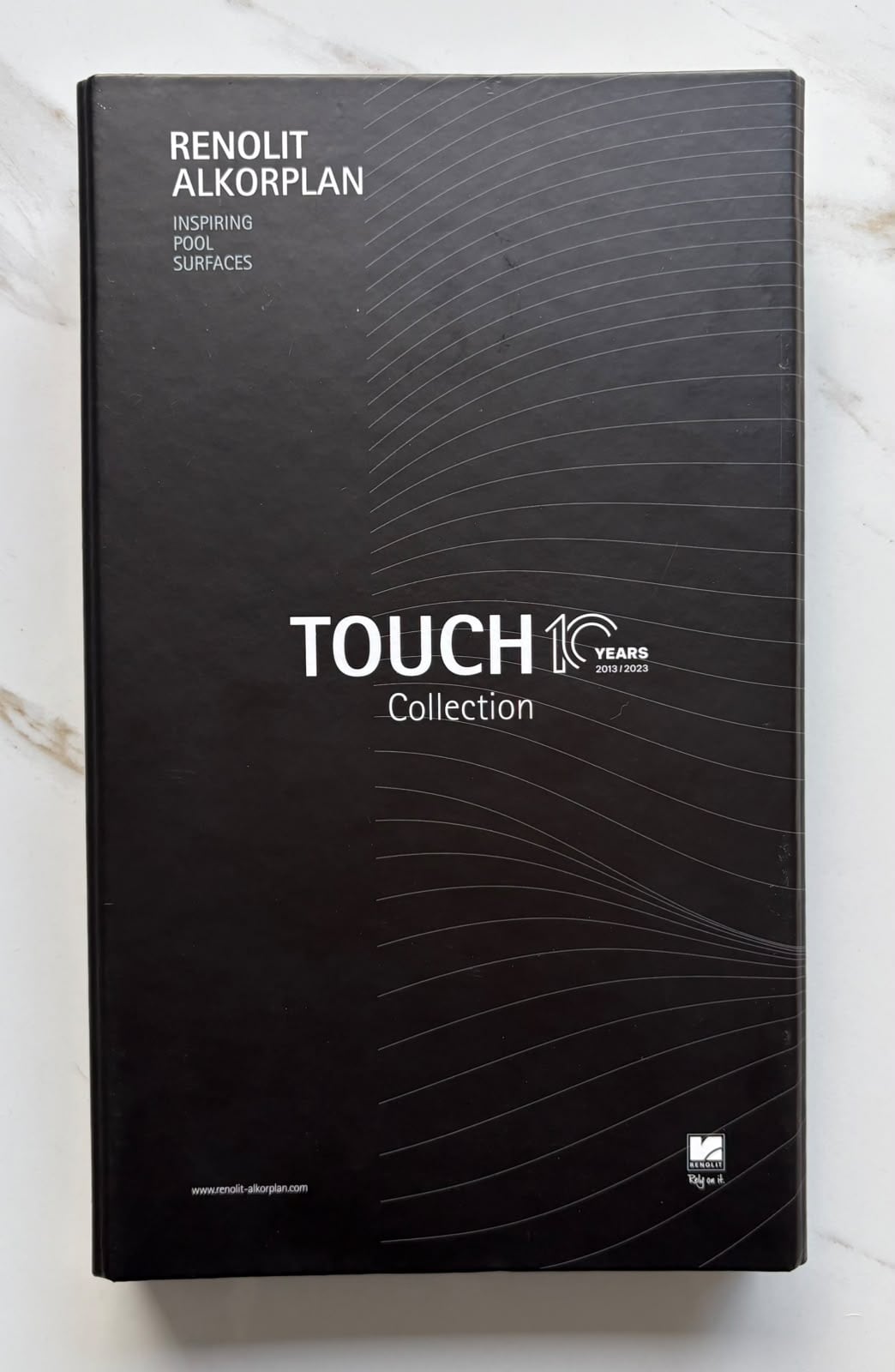 Sample books and brochures from membrane manufacturers — photograph 23 of 27