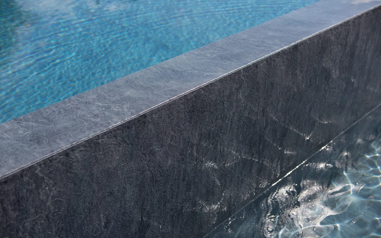 RENOLIT Touch Elegance — detail