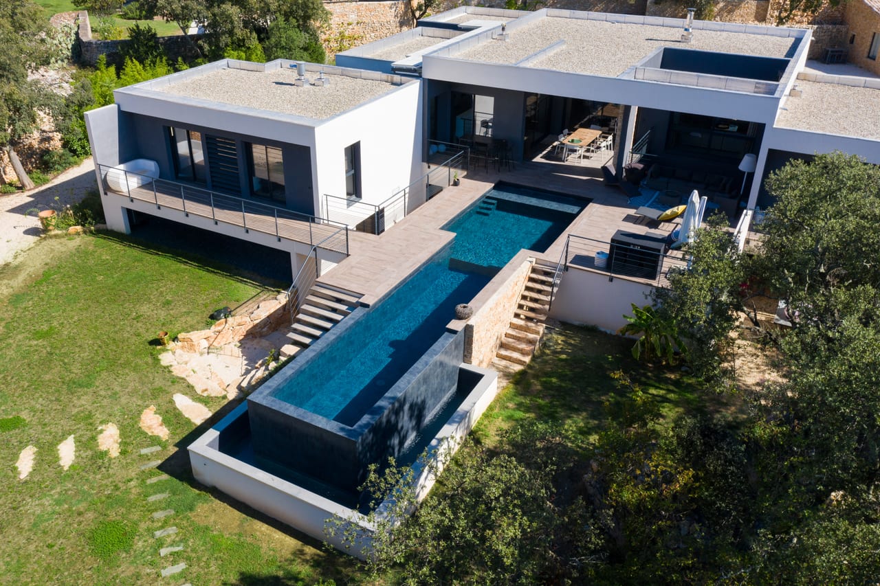 RENOLIT Touch Elegance — pool